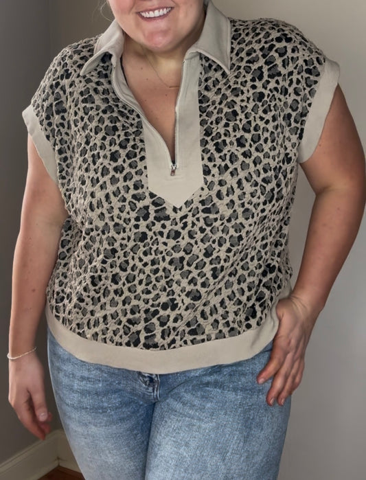 Zip up Collared Leopard Cap Sleeve Top